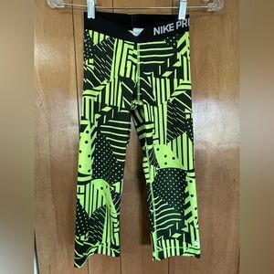 Nike Pro Geometric Leggings - Black and Yellow - youth XS - GUC